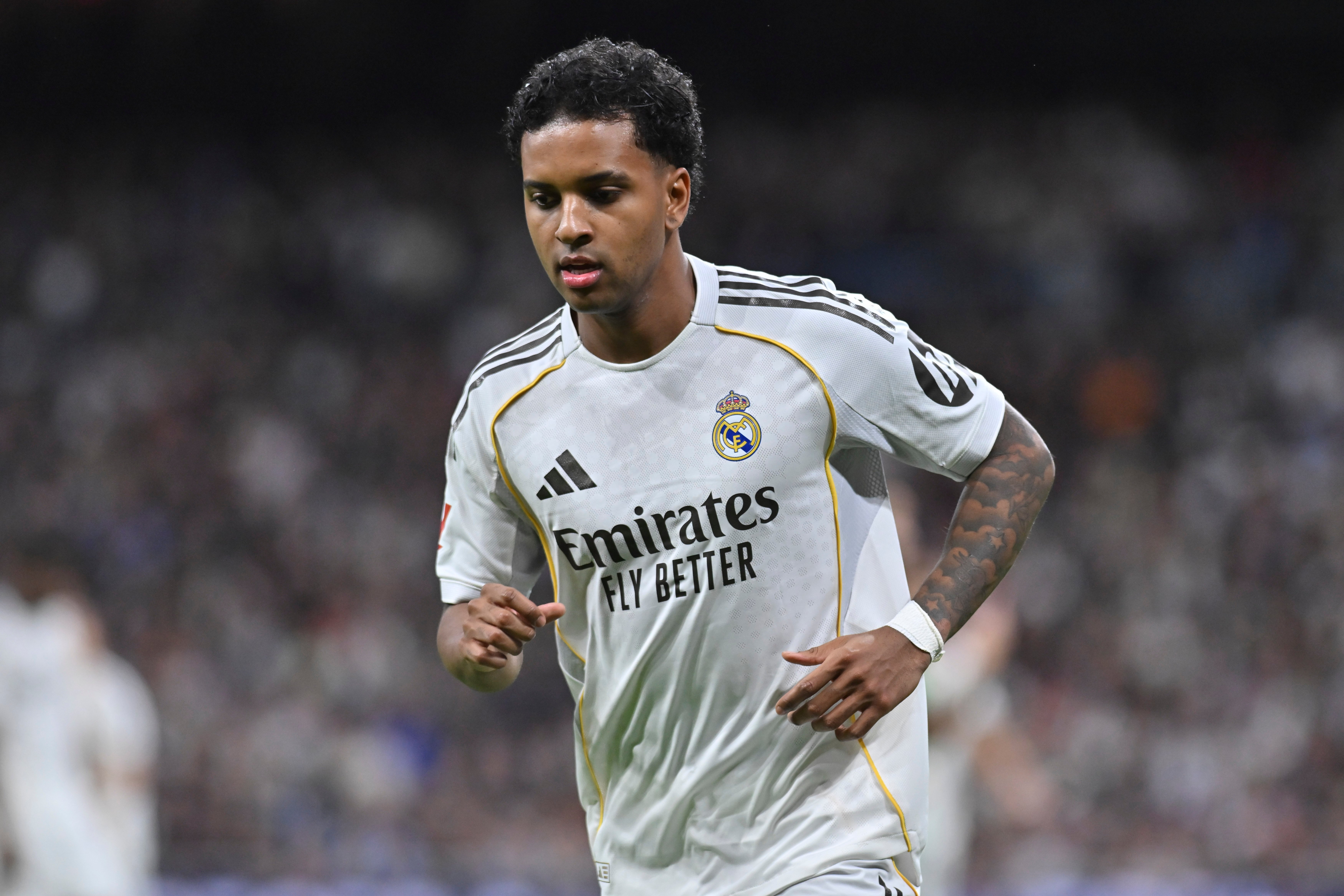 阿斯：皇马全力支持罗德里戈回归，续约的可能性并未排除